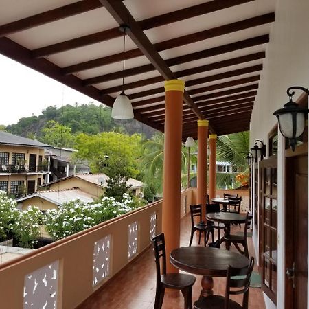 Kumara Guest House Unawatuna Esterno foto